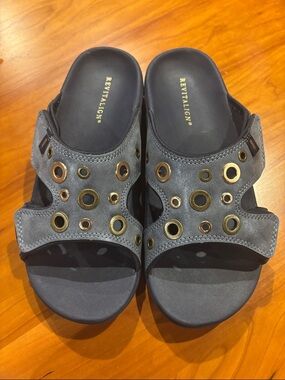 REVITALIGN Orthotic Shimmer Studded slide Sandals
